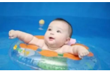 一出生学游泳有助提高智商